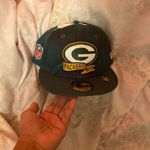 Green Bay hat never been worn just a collectable